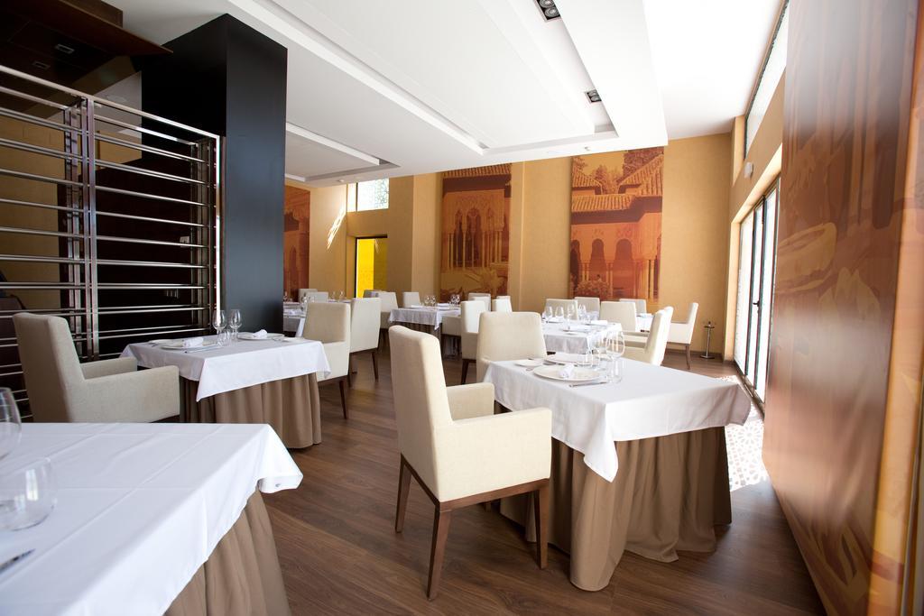 M.A. Hotel Sevilla Congresos Kültér fotó