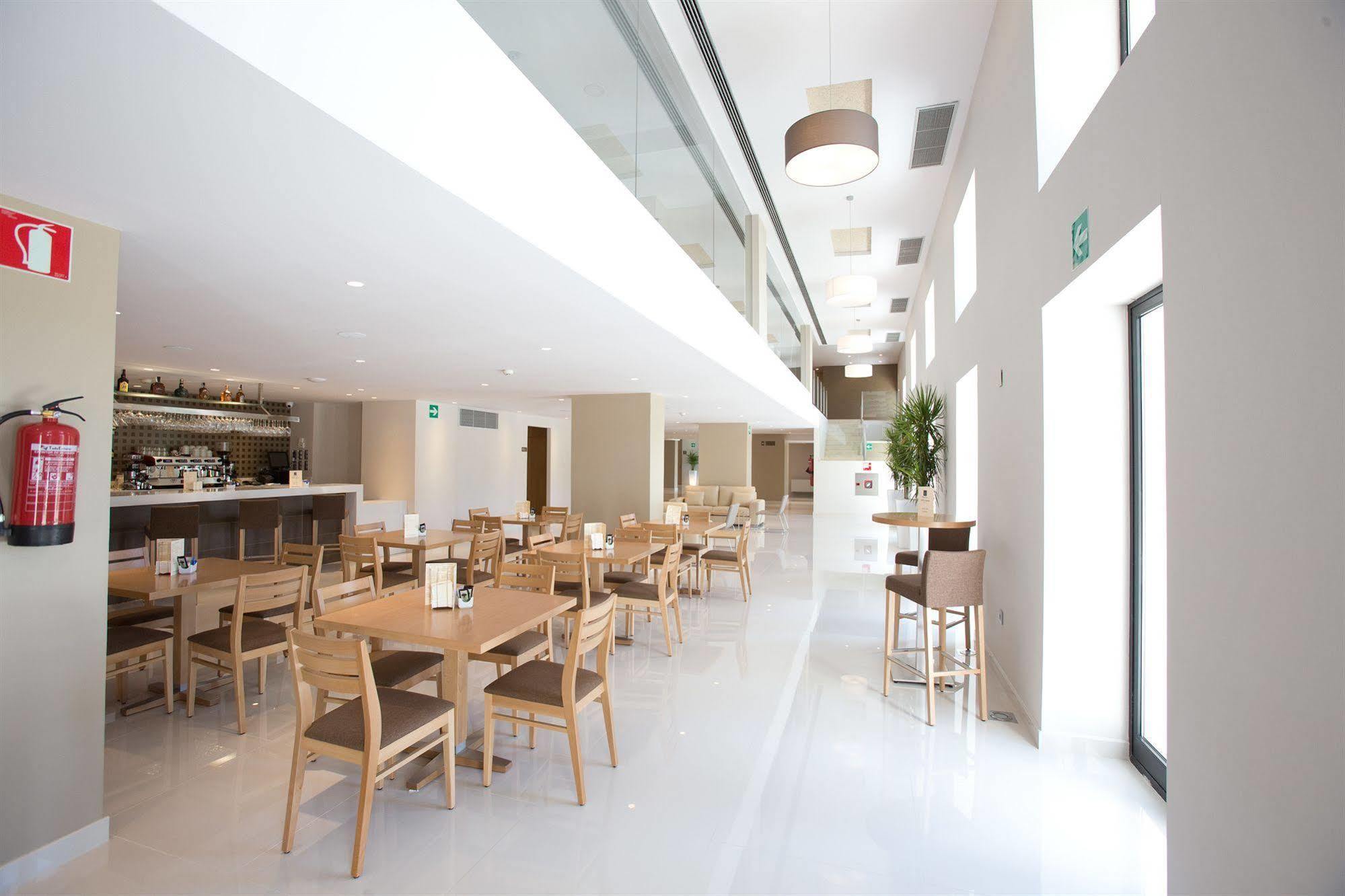 M.A. Hotel Sevilla Congresos Kültér fotó
